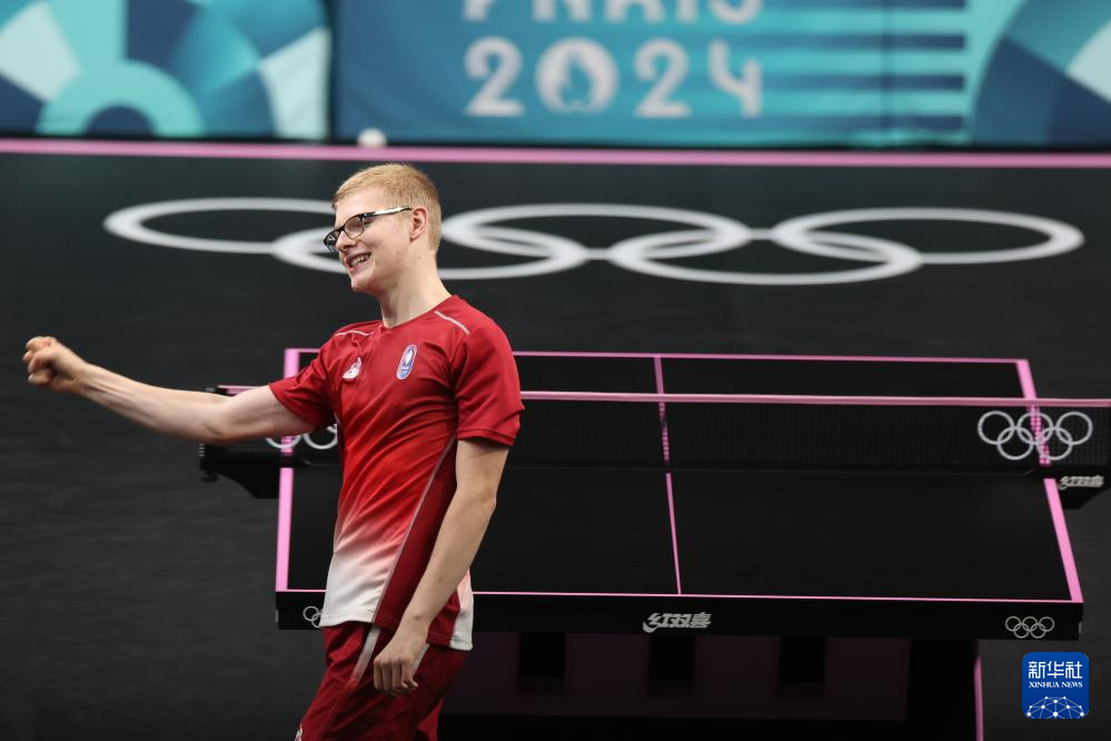 是洛里昂青 是洛里昂青