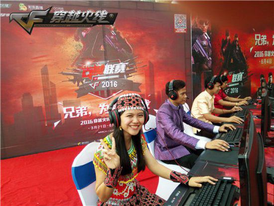 赛中的交锋 赛中的交锋