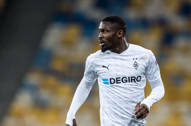 区锦标赛中 区锦标赛中